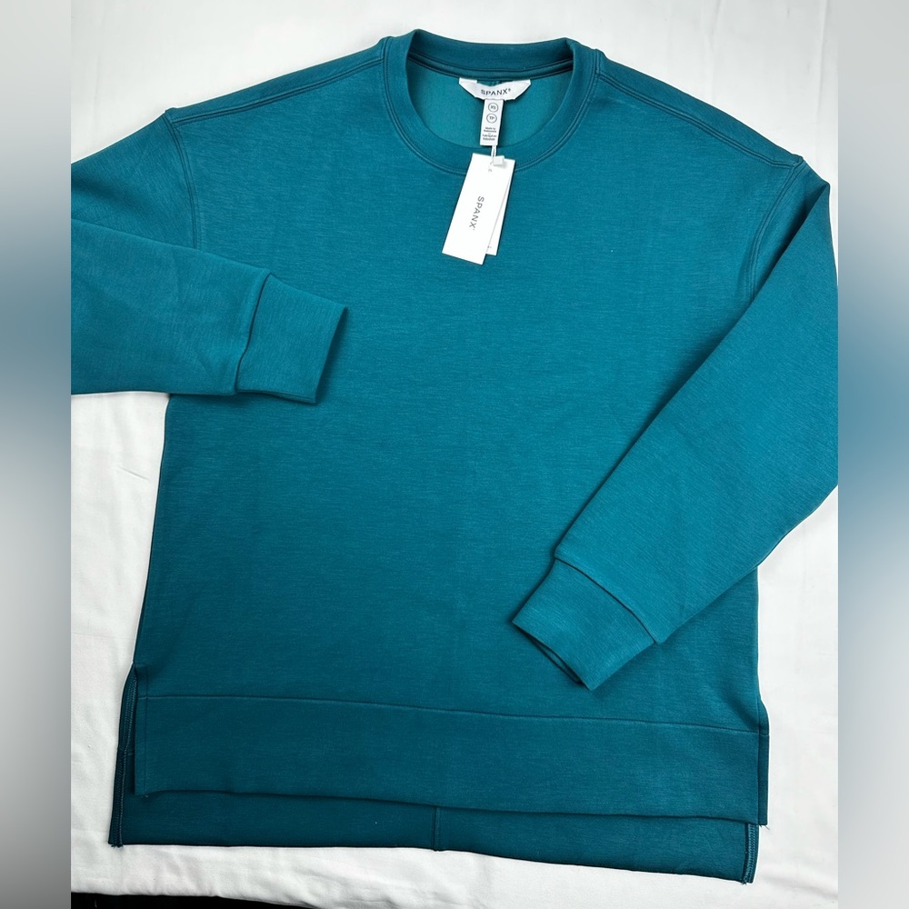 SPANX AirEssentials Long Sleeve crew Sweatshirt in emerald bay NEW size XS - Picture 3 of 11